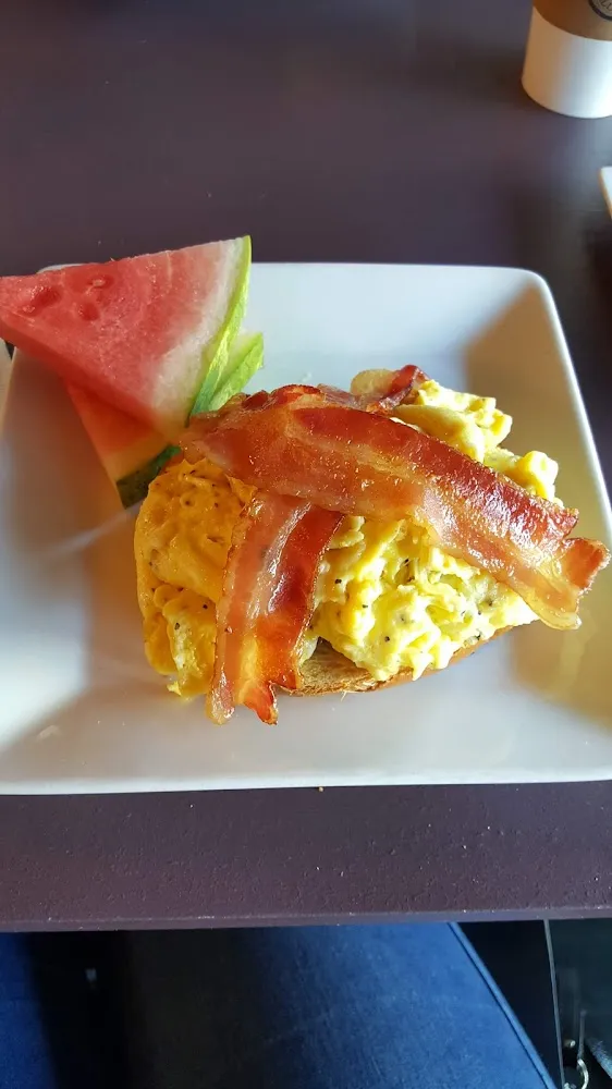 Avocado with Scrambled Eggs Bacon