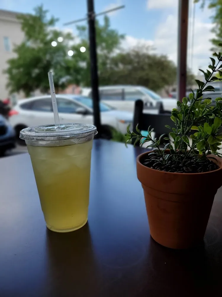 Mango Green Tea Lemonade